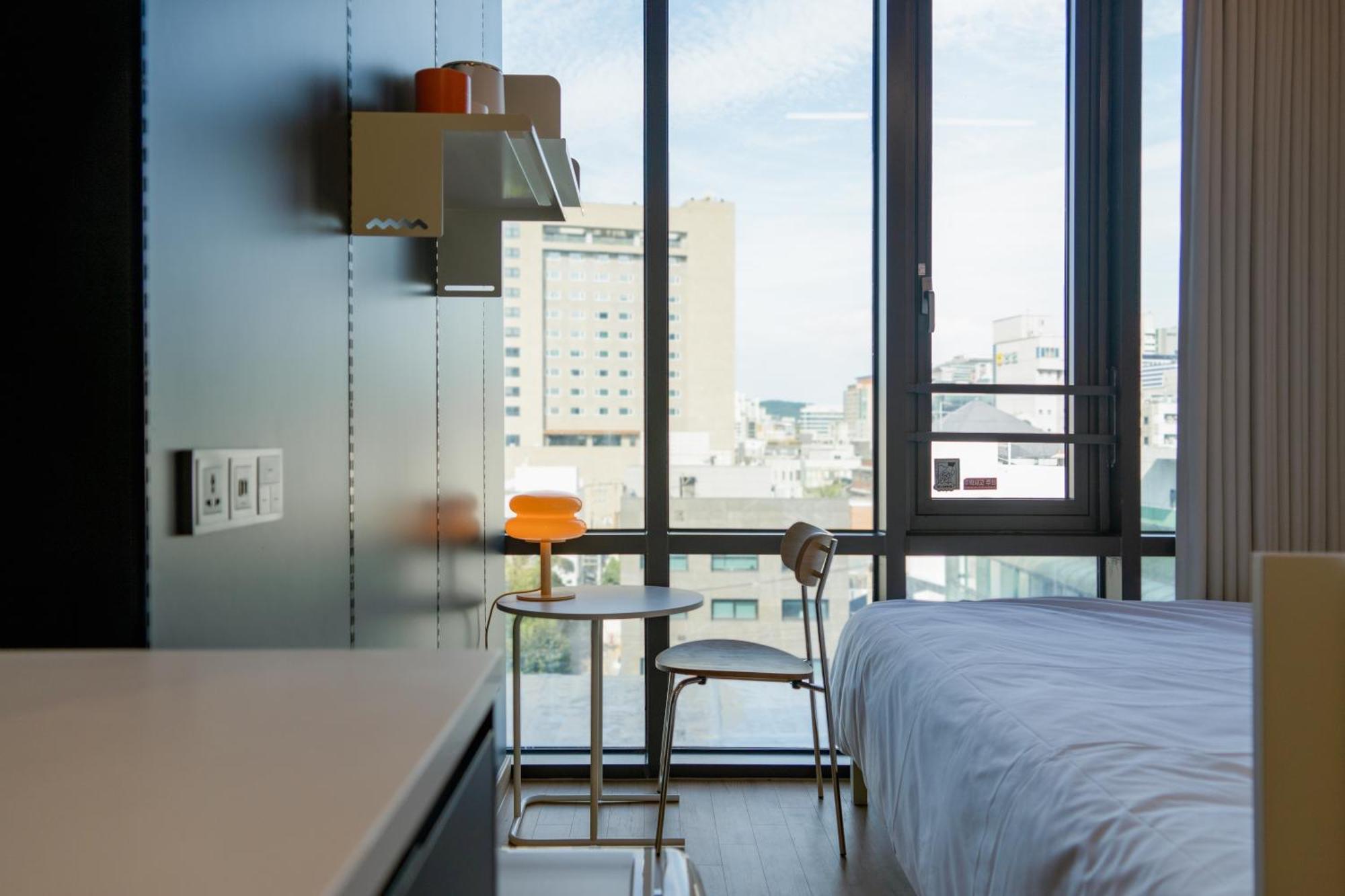 Local Stitch Creator Town Seogyo Hotell Seoul Rum bild